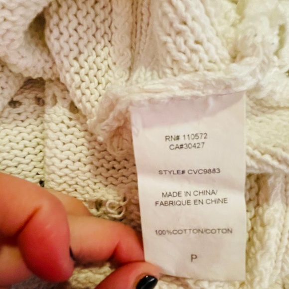 Twelfth Street By Cynthia Vincent Sweater in White Knitted in size Petite - Picture 11 of 12